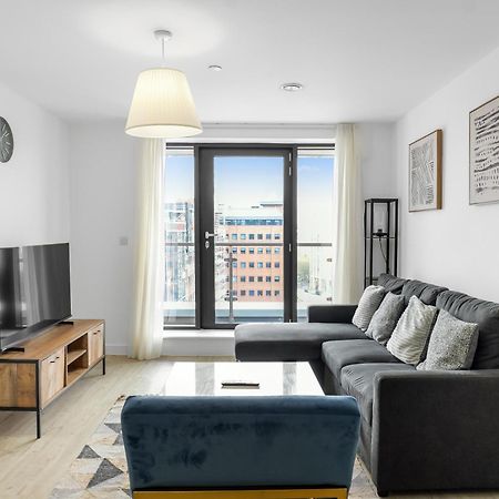 High Rise 2 Bedroom & 2 Bath Apartment With Parking, Balcony & Amazing View Манчестър Екстериор снимка